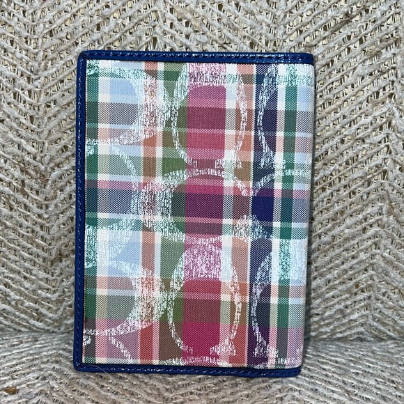 🌈Coach Madras Fabric Passport Cover/Cade🌈 - Picture 2 of 8